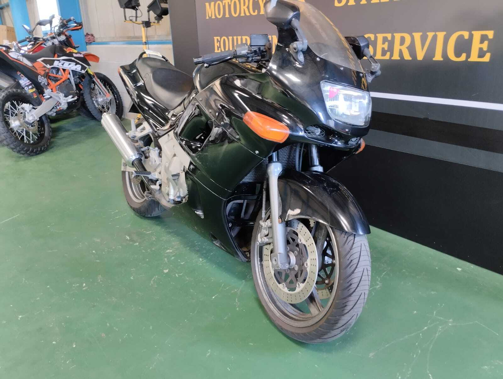 Kawasaki ZZ-R400 043908