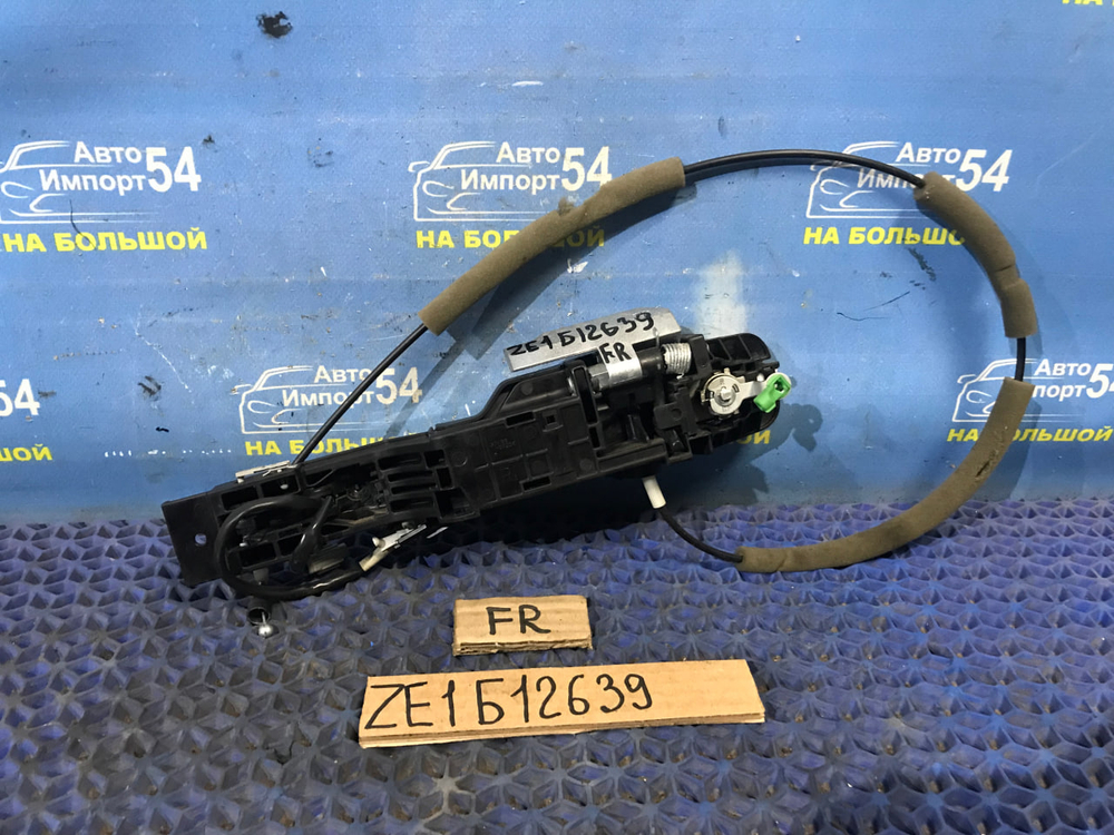 Ручка двери передней правой внешняя NISSAN LEAF 2017-2022