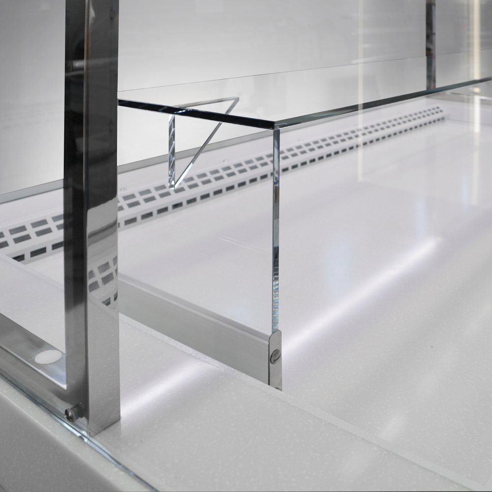 Кондитерская напольная холодильная витрина Finist Maria