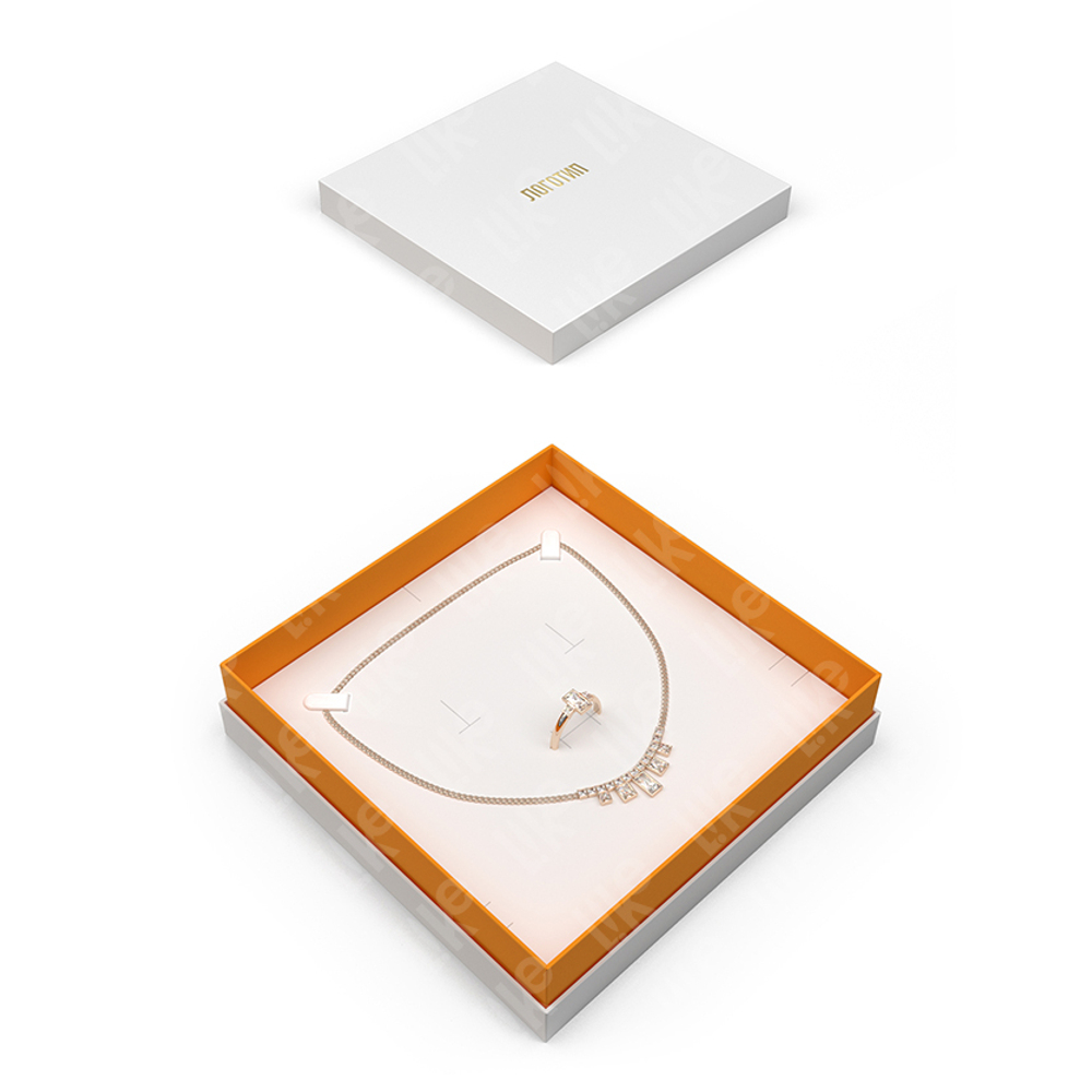 Футляр картонный остроугольный «Самба» 165x165x42 мм под колье.