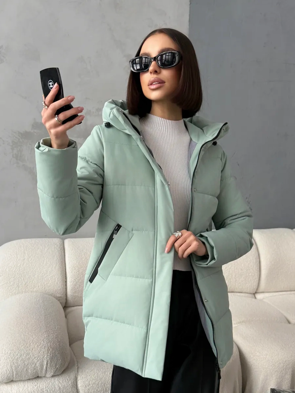 Куртка демисезонная с капюшоном удлиненная