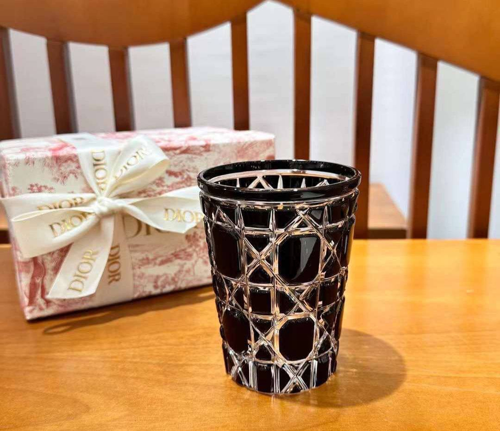 Стакан Dior