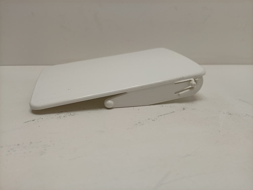 FE925N кт21 Передняя крышка сливного фильтра для стиральной машины Electrolux Zanussi 1321188003 б/у