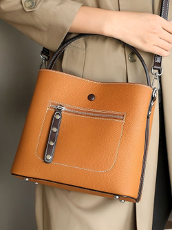 женская сумка на плечо из натуральной кожи