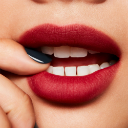MAC Cosmetics Powder Kiss Liquid Lipcolour - жидкая матовая помада, 5 ml