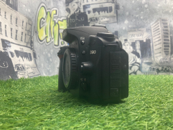Nikon D90 44.520 кадров