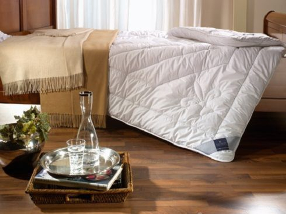 Элитное одеяло 220х240 Contessa Uno от Billerbeck фото