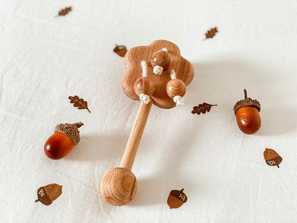 Деревянная погремушка Яблонька Леснушки.