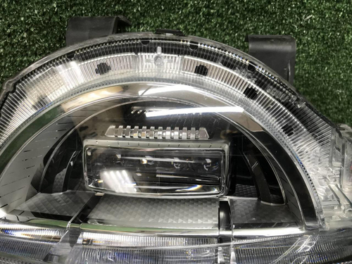 Фара левая Tank 300 (2021-н.в.) LED