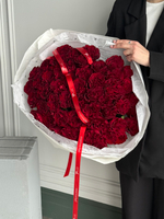 Букет из красной розы ХЕРТС 51 шт