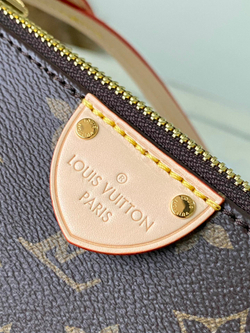 Louis Vuitton Pochette Tirette