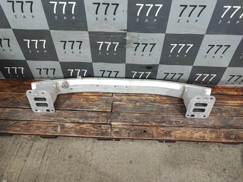 Усилитель переднего бампера Kia Sorento 4 (MQ4) 20-нв Б/У Оригинал 64900P2000