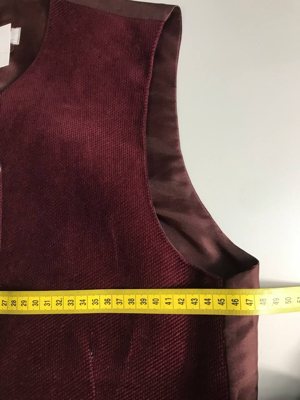 Жилетка Avanti модного оттенка, маркировка S, визуально на 44/46 размер