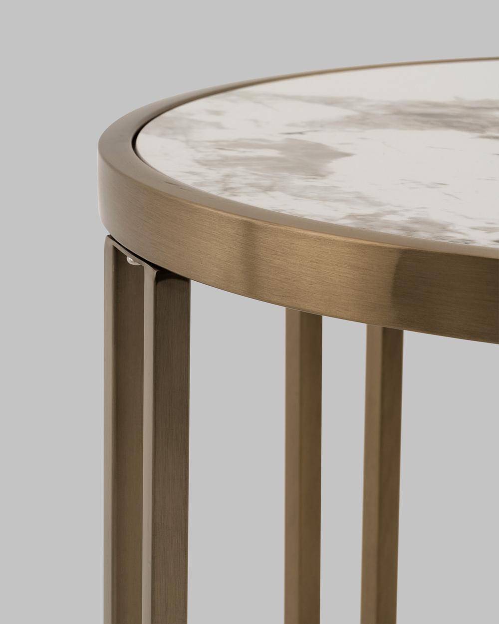 Журнальный столик Алиада 55х55 см светлая керамика сталь шампань