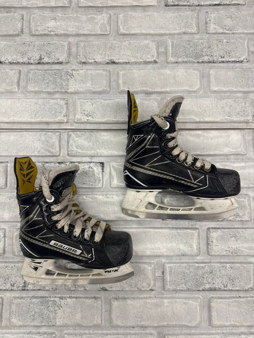 Bauer supreme 1s YTH 10D (EUR 28)