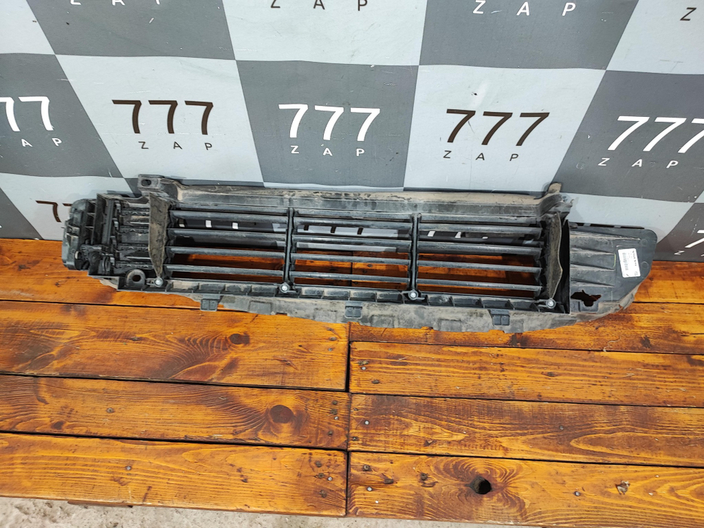 Жалюзи радиатора Volvo XC40 17-22 Б/У Оригинал 31455422