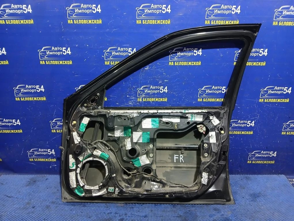 Дверь передняя правая NISSAN CEFIRO 1994