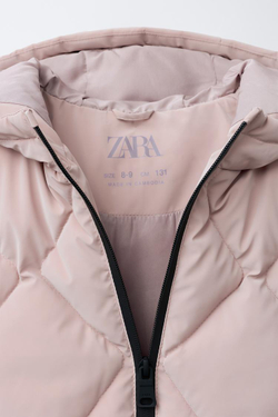 ZARA ЛЕГКОЕ СТЕГАНОЕ ПРОРЕЗИНЕННОЕ ПАЛЬТО, ЦВЕТ РОЗОВОГО ДЕРЕВА