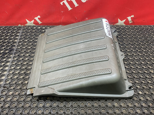 Крышка ящика АКБ 2022г.