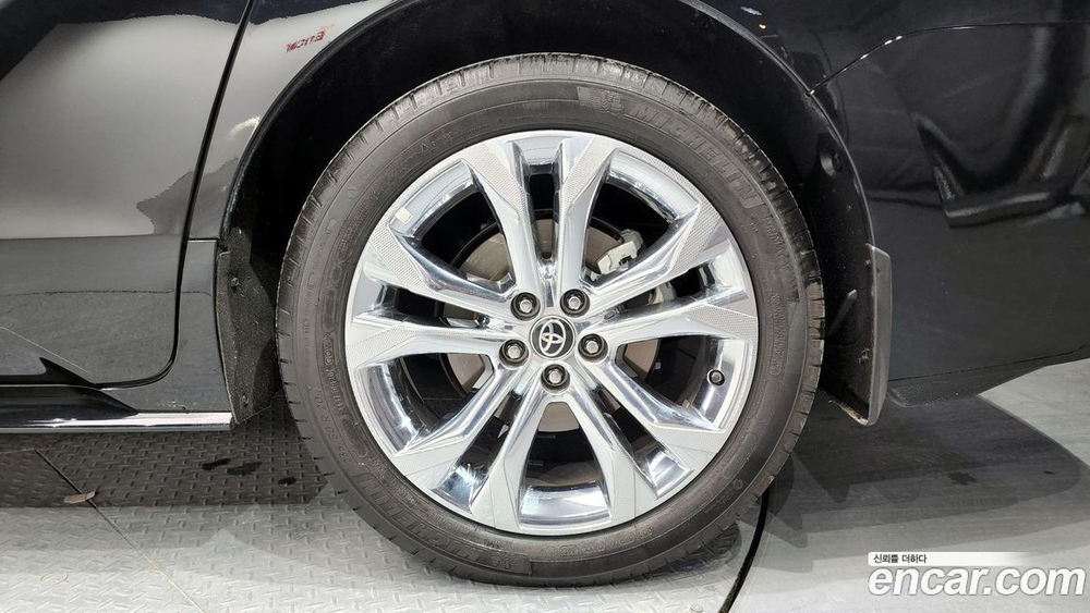 Toyota Sienna 4 Generation 2.5 Hybrid 2WD (02.2023)
