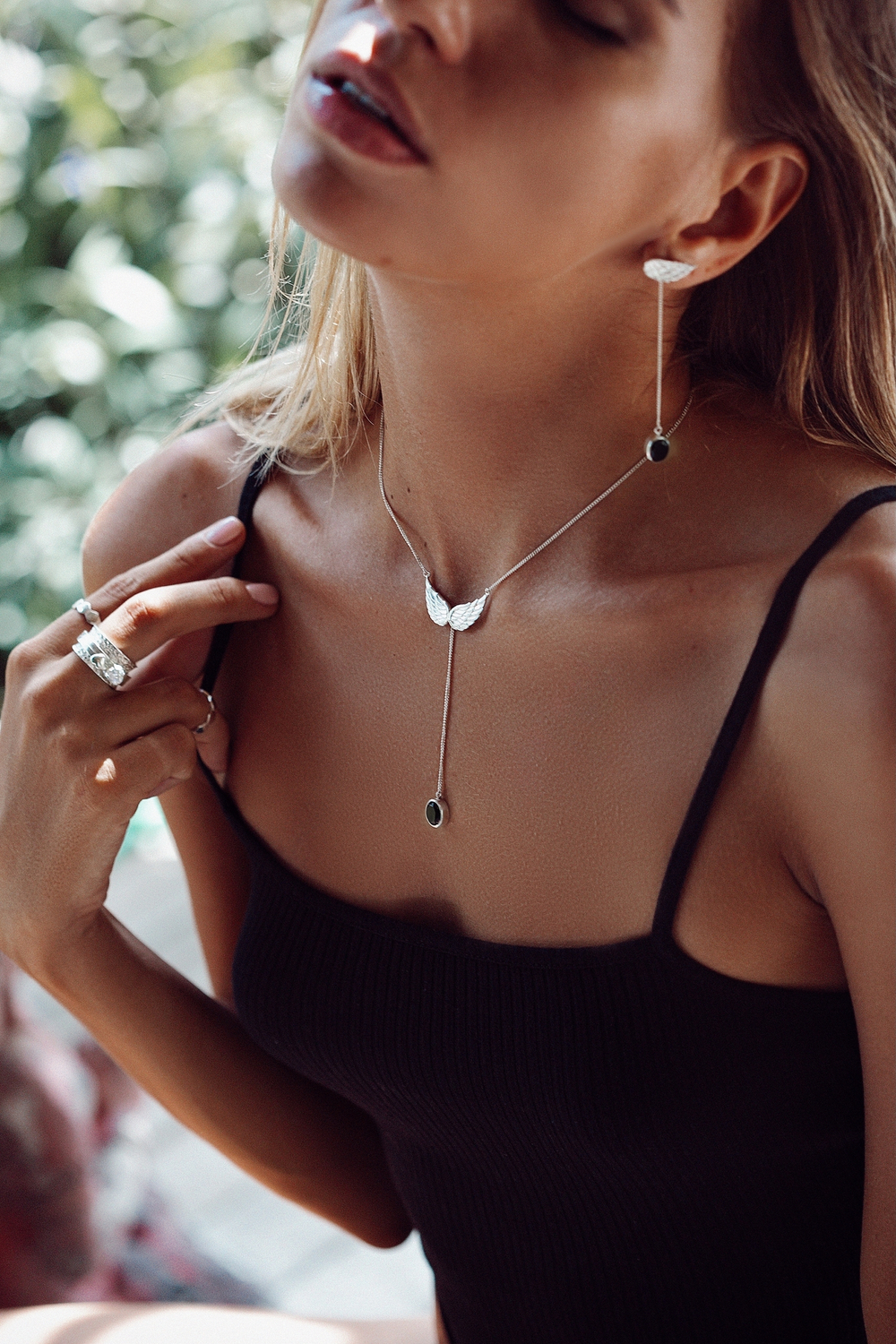 Серьги-трансформеры «Невесомость» с черной шпинелью