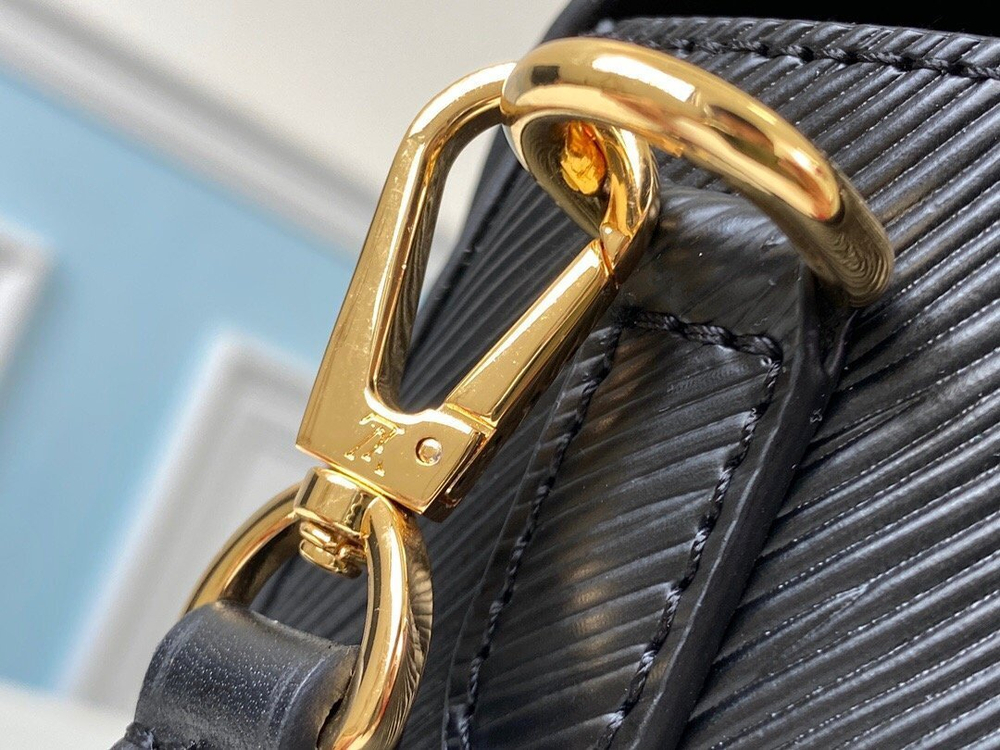 Louis Vuitton Twist MM
