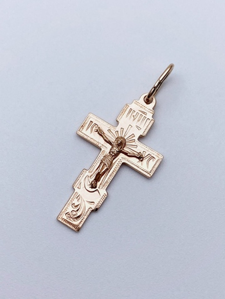Крест из серебра/Позолота/С подвижным ухом/С алмазной огранкой