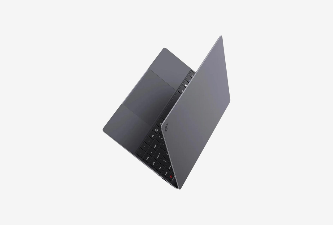 6935768757009_0926415100338