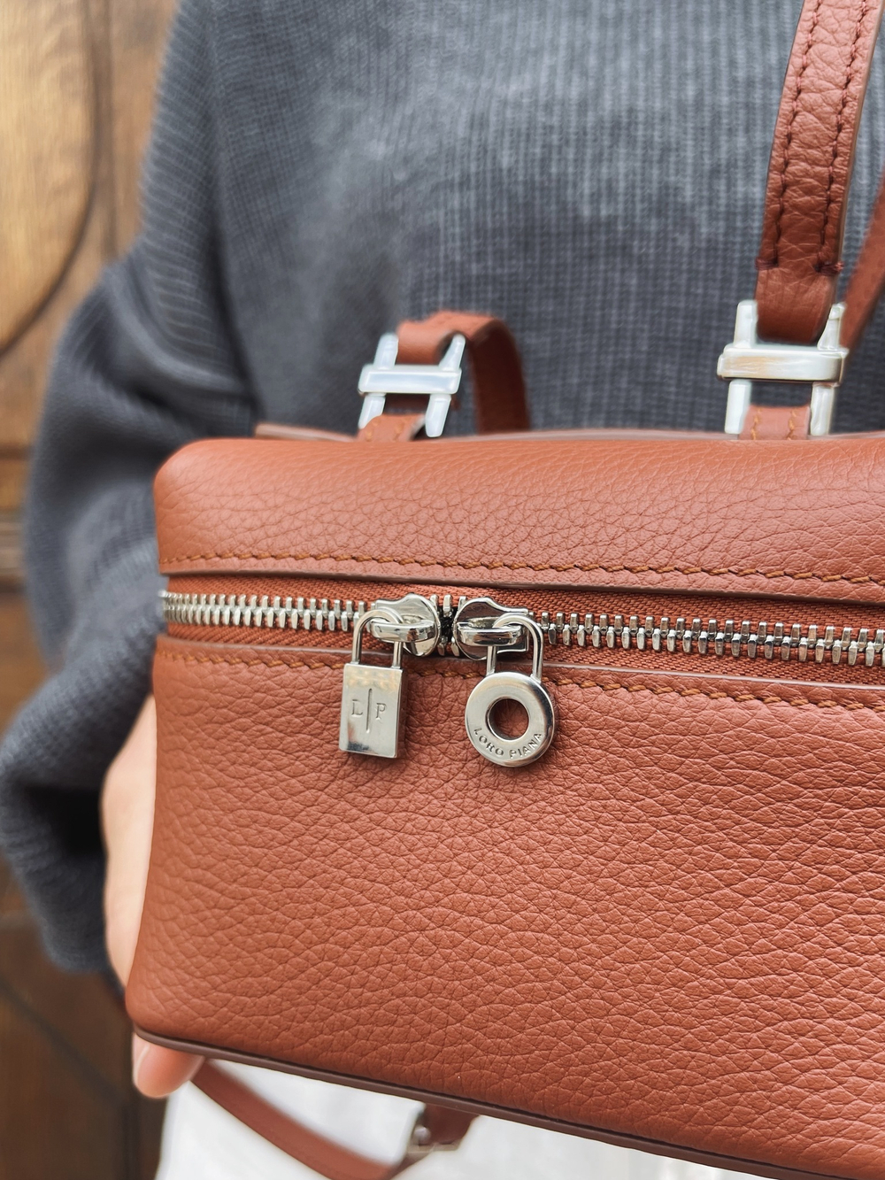 Loro Piana Extra Pocket
