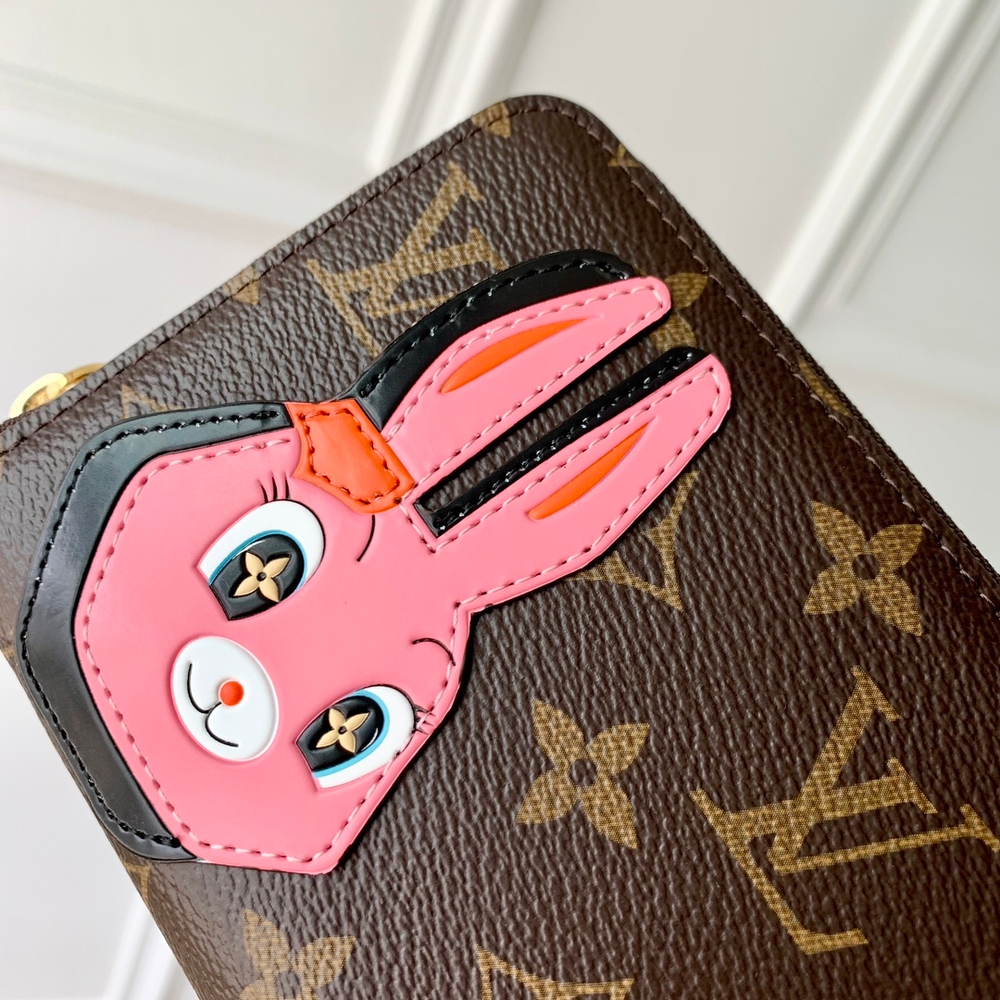 Louis Vuitton Zippy Wallet