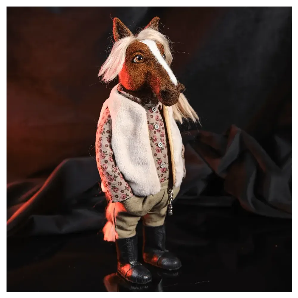 Конь в пальто