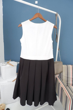 Платье Magda черно-белое 44 размер, новое