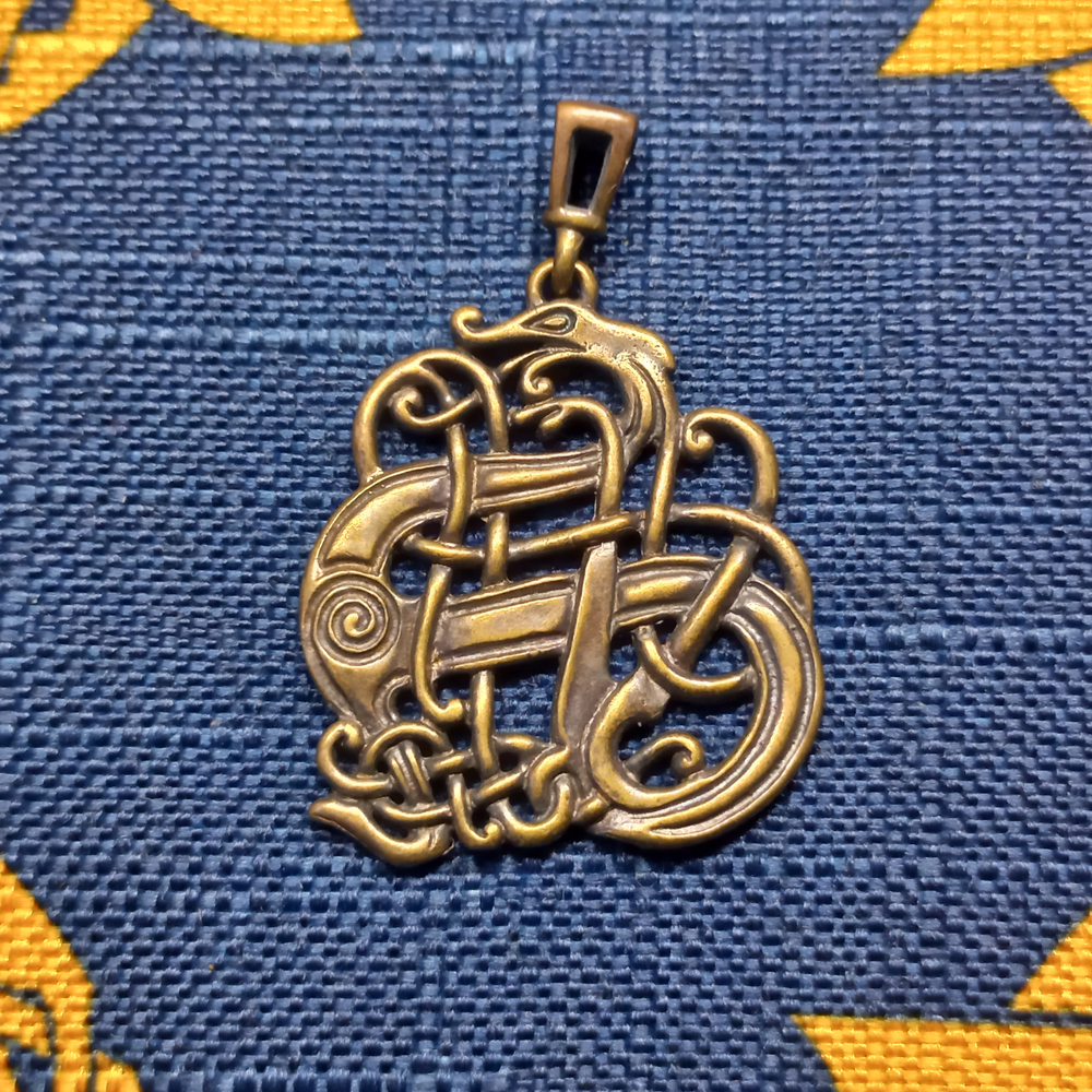 Подвеска. Змей большой