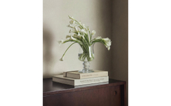 Zara Home Ваза из стекла, цвет зелёный, 18 см
