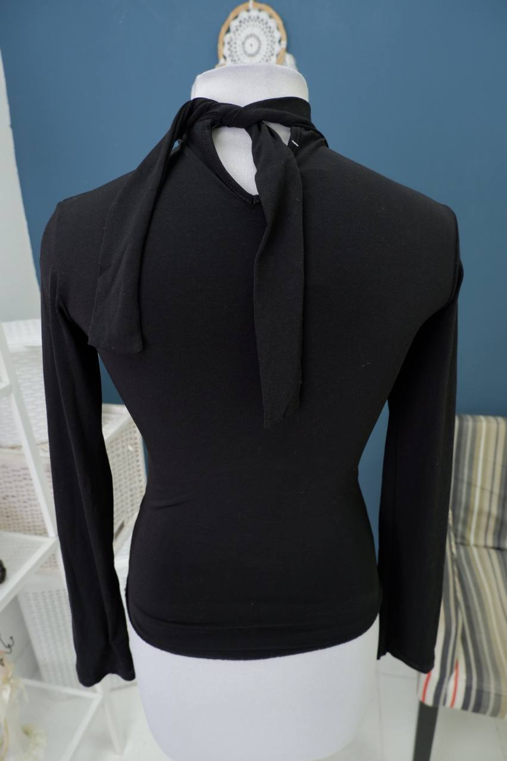 Джемпер с пайетками 40 размер