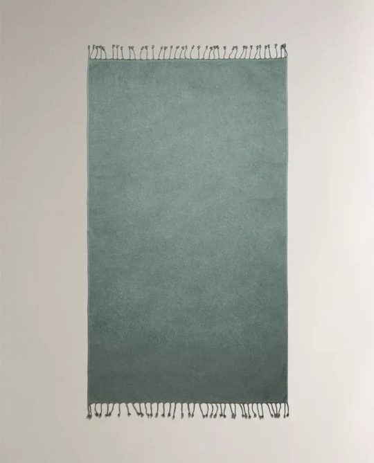 ZARA HOME ПЛЯЖНОЕ ПОЛОТЕНЦЕ ИЗ ХЛОПКА С БАХРОМОЙ, СИНИЙ