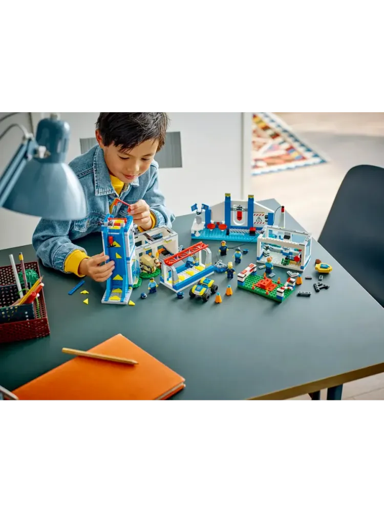 Конструктор City 60372 Академия полицейской подготовки