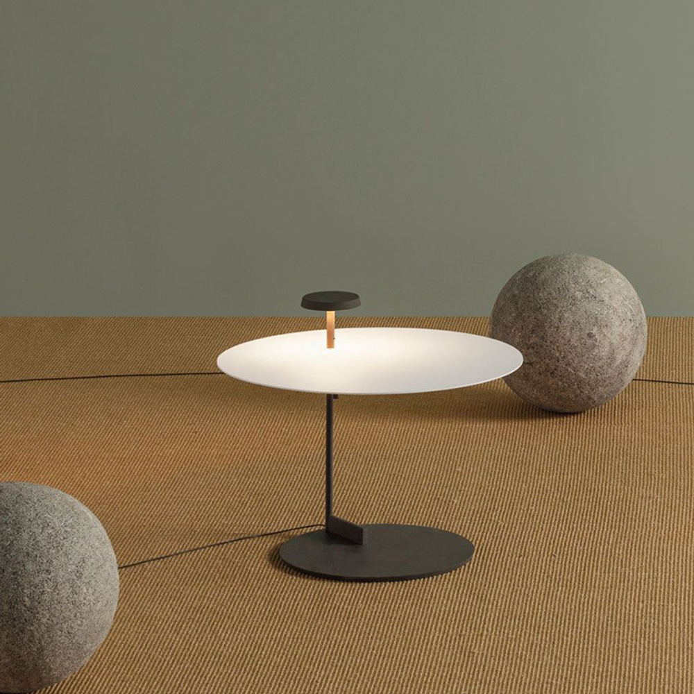 Table lamp  Flat 5950 by Vibia