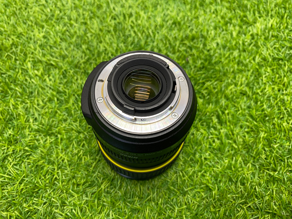 Nikon 18-200mm 3.5-5.6G ED AF-S VR DX