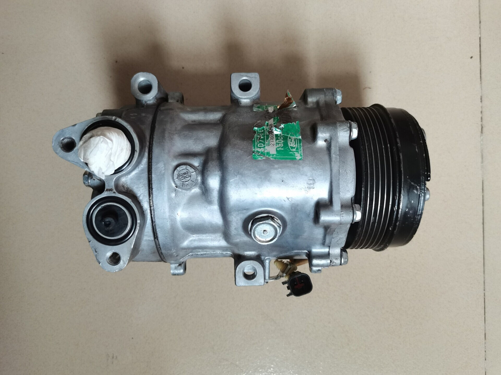 Компрессор кондиционера Ford Focus/Mondeo/Ford Escort 1.6/1.8/2.0/2.3