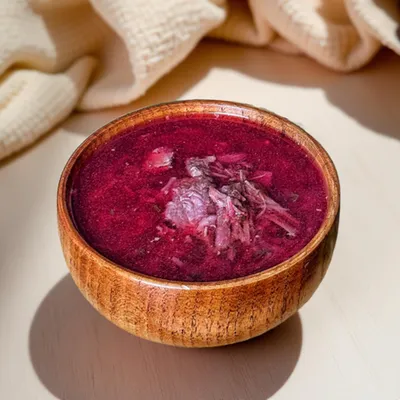 Фотография Борщ с говядиной / 320 мл купить в магазине Афлора