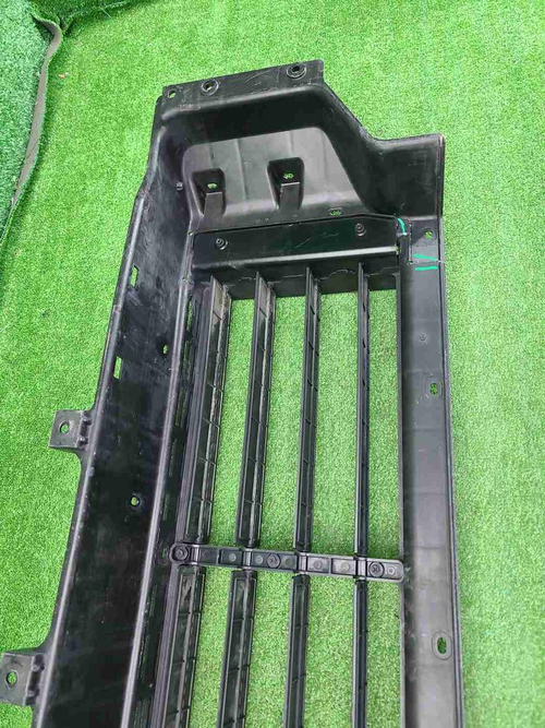 Воздуховод радиатора Genesis GV80 (2020-2023)