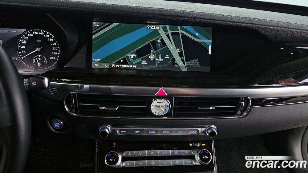 Genesis G90 3.8 AWD (12.2020)