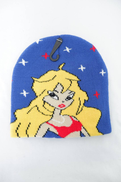 Шапка весенняя на 3 года, новая