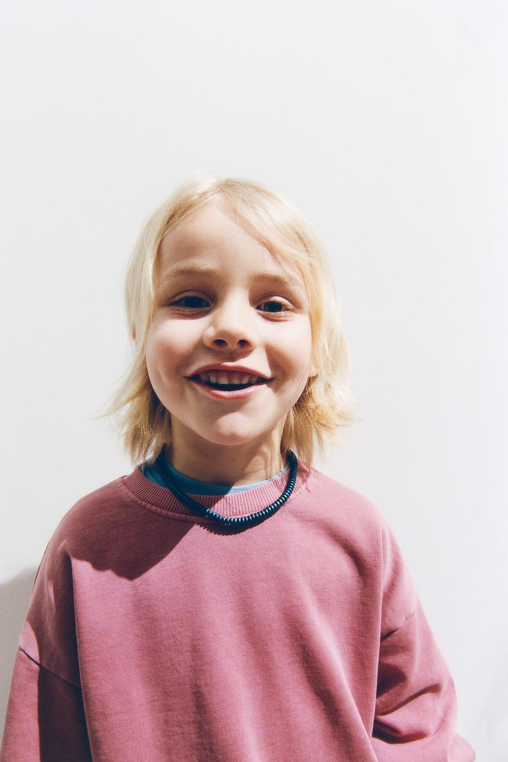 ZARA БАЗОВАЯ ТОЛСТОВКА, ЯРКО-КРАСНЫЙ