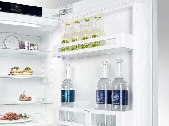 Холодильник Liebherr CBNef 4815