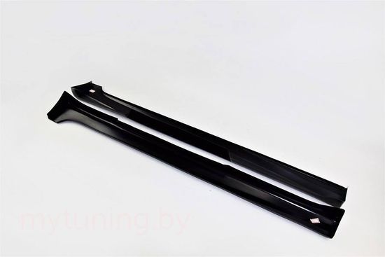 Накладки на пороги V.5 для VW Golf 6 2008-2016