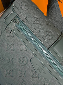 Сумка Louis Vuitton