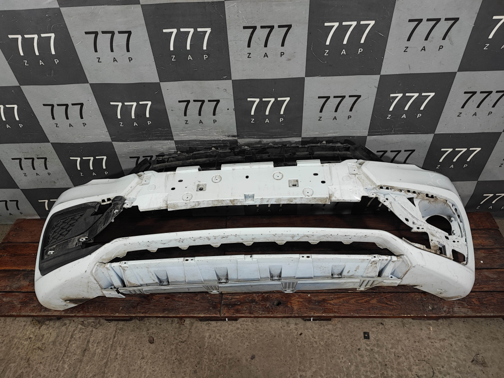 Бампер передний LADA Vesta 22-нв Б/У Оригинал 8450040054