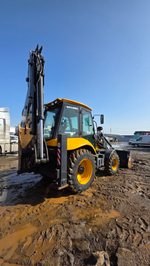 Cukurova 884 Экскаватор-погрузчик 884 (Дизельный, 4,4 л., 101 л.с.)